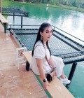 Dating Woman Thailand to เมือง : Puy, 32 years